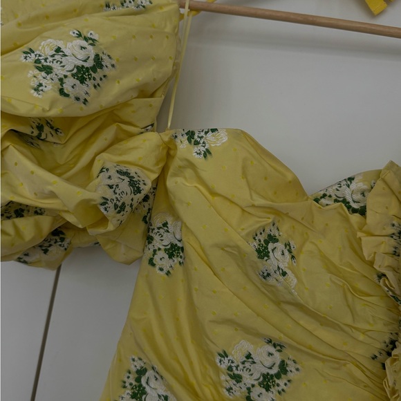 Chic Yellow Floral Midi Dress - Picture 7 of 13